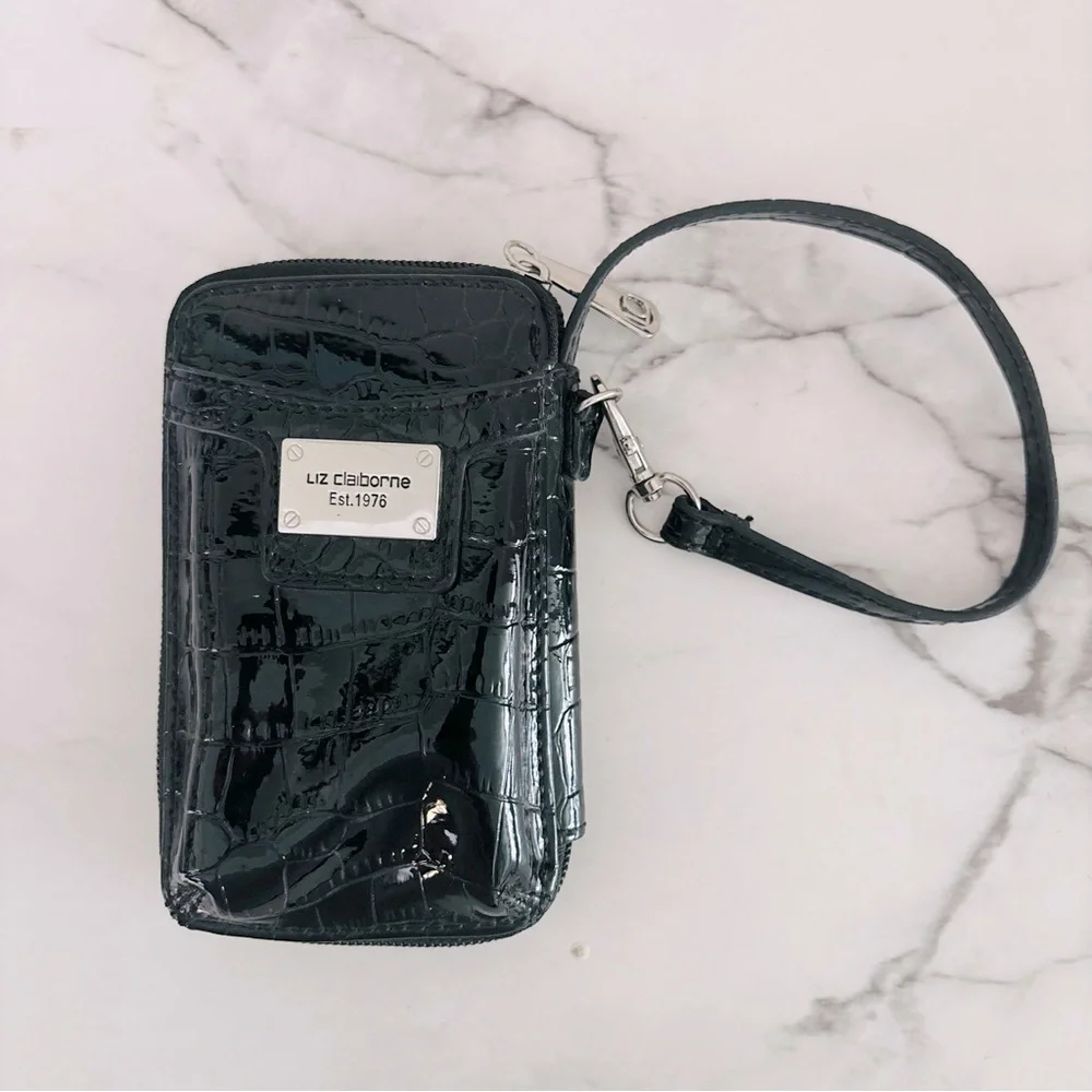 Liz Claiborne Glossy Black Croc-Embossed Style Compact Wristlet Card Holder